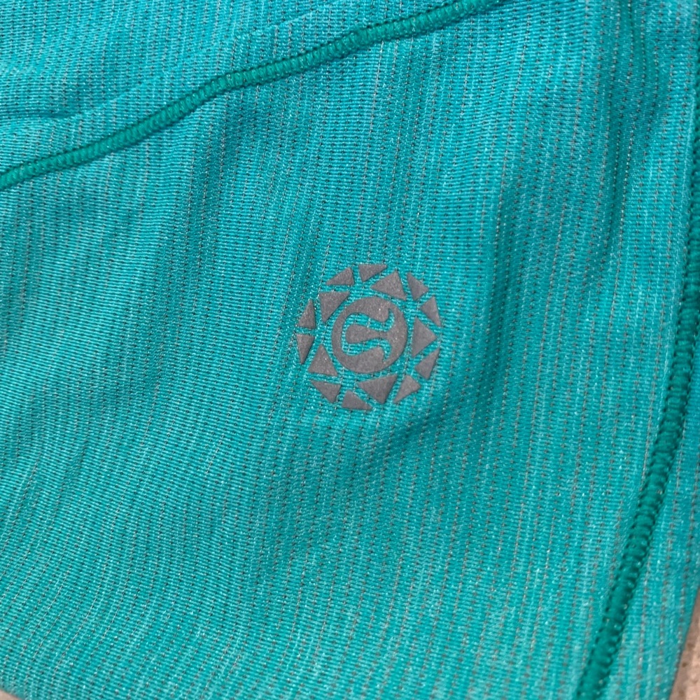 Lululemon SeaWheeze Teal muscle tank size 6